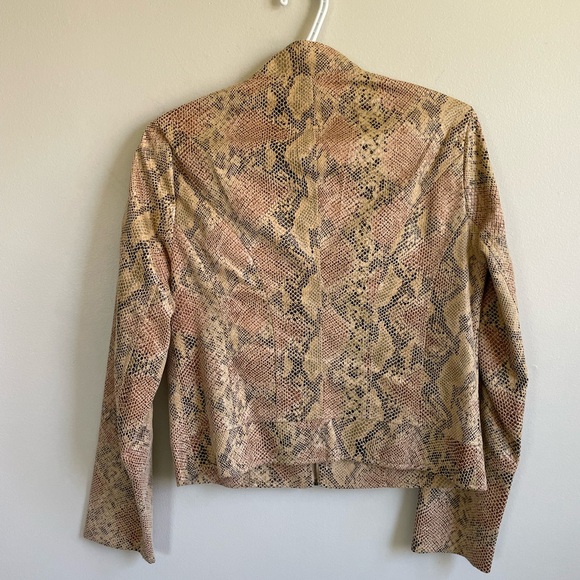 JOHNPAULRICHARD FAUX LEATHER SNAKESKIN MOTO JACKET BEIGE TAN RED BLACK NEUTRAL - Picture 7 of 9